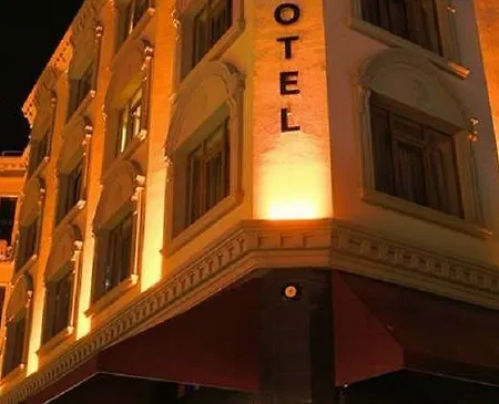 Aly Port Hotell
