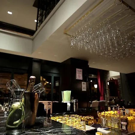 Hotell Aly Port