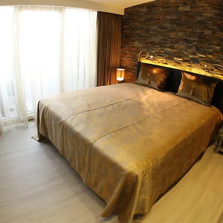Hotell Aly Port
